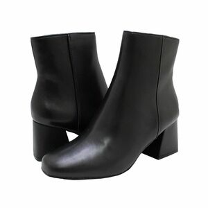 Steve Madden Black Square toe booties